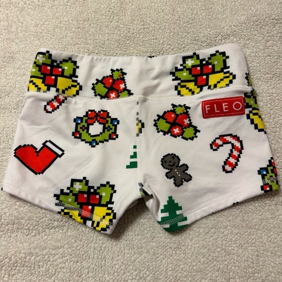 FLEO Christmas Pixel White Holiday Shorts OG CrossFit Booty Originals - Picture 1 of 9